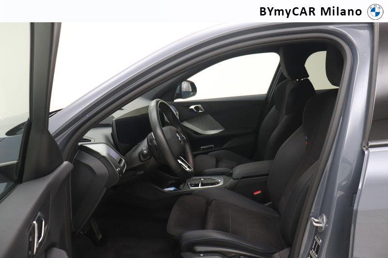 BMW Serie 1 118d MSport auto https://cdn.bymycar.eu/it-bo/assets/images/vehicles/vo/5893/BMW-SERIE-1-F70-jpg-11.jpg