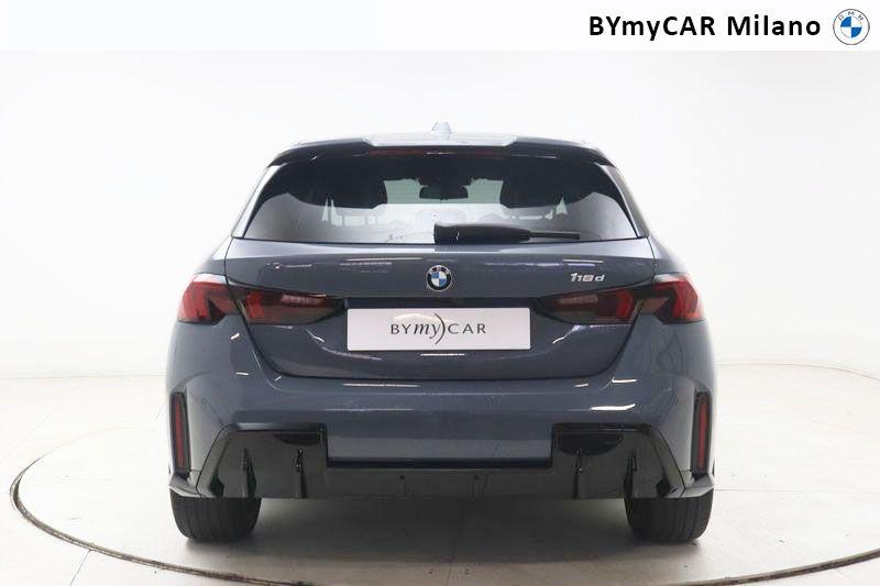 BMW Serie 1 118d MSport auto https://cdn.bymycar.eu/it-bo/assets/images/vehicles/vo/5893/BMW-SERIE-1-F70-jpg-3.jpg