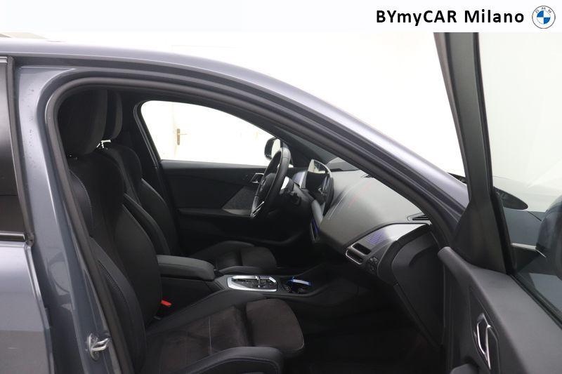 BMW Serie 1 118d MSport auto https://cdn.bymycar.eu/it-bo/assets/images/vehicles/vo/5893/BMW-SERIE-1-F70-jpg-8.jpg