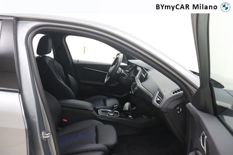 BMW Serie 1 118i Msport 136cv auto https://cdn.bymycar.eu/it-bo/assets/images/vehicles/vo/5899/BMW-SERIE-1-F40-jpg-9.jpg