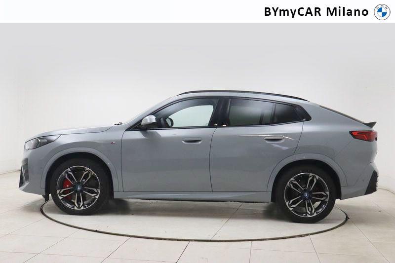 BMW X2 iX2 edrive 20 MSport Pro https://cdn.bymycar.eu/it-bo/assets/images/vehicles/vo/5904/BMW-X2-U10-jpg-2.jpg