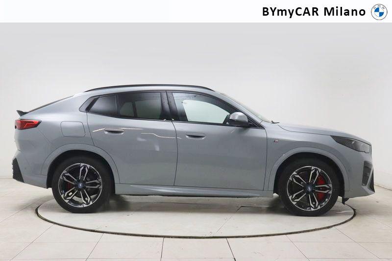BMW X2 iX2 edrive 20 MSport Pro https://cdn.bymycar.eu/it-bo/assets/images/vehicles/vo/5904/BMW-X2-U10-jpg-6.jpg