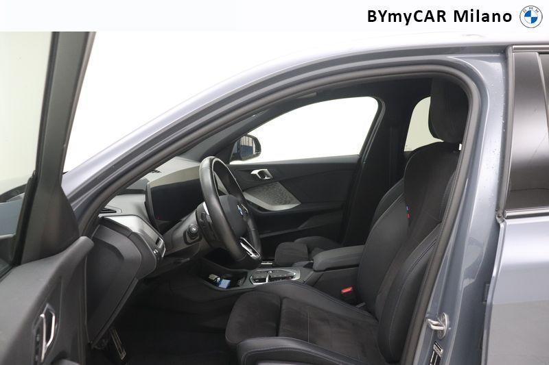 BMW Serie 1 118d MSport Pro auto https://cdn.bymycar.eu/it-bo/assets/images/vehicles/vo/5905/BMW-SERIE-1-F70-jpg-11.jpg