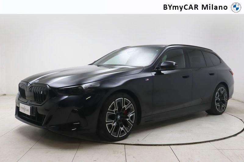 BMW Serie 5 i5 Touring edrive40 MSport Edition https://cdn.bymycar.eu/it-bo/assets/images/vehicles/vo/5907/BMW-SERIE-5-G61-2024-TOURING-jpg-0.jpg