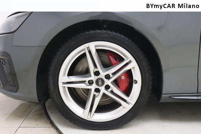 Audi A4 A4 Avant 40 2.0 tdi mhev S line edition quattro 204cv s-tronic https://cdn.bymycar.eu/it-bo/assets/images/vehicles/vo/5909/AUDI-A4-V-2019-AVANT-jpg-9.jpg