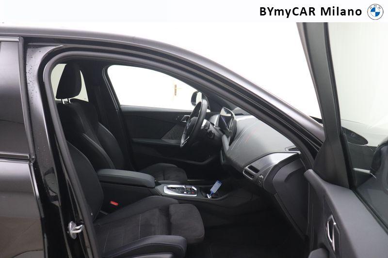 BMW Serie 1 118d MSport Pro auto https://cdn.bymycar.eu/it-bo/assets/images/vehicles/vo/5922/BMW-SERIE-1-F70-jpg-8.jpg