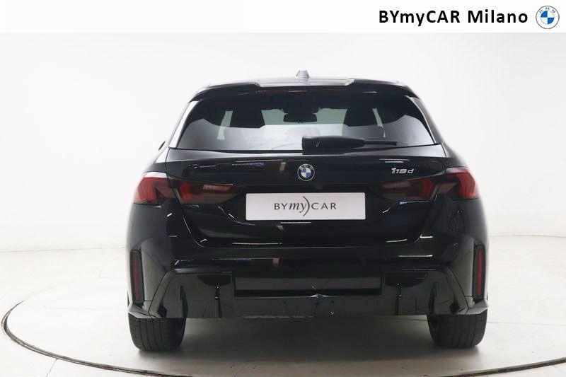 BMW Serie 1 118d MSport Pro auto https://cdn.bymycar.eu/it-bo/assets/images/vehicles/vo/5932/BMW-SERIE-1-F70-jpg-3.jpg