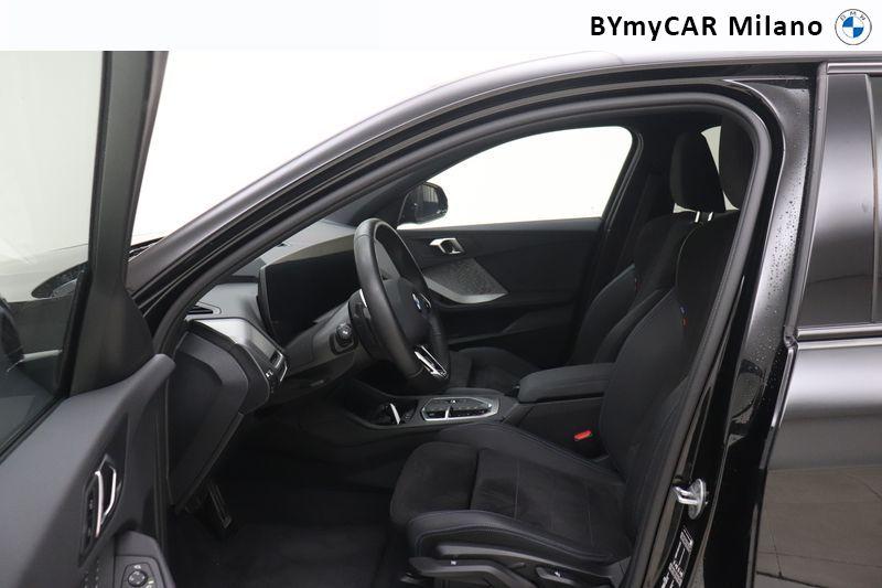 BMW Serie 1 118d MSport Pro auto https://cdn.bymycar.eu/it-bo/assets/images/vehicles/vo/5935/BMW-SERIE-1-F70-jpg-11.jpg
