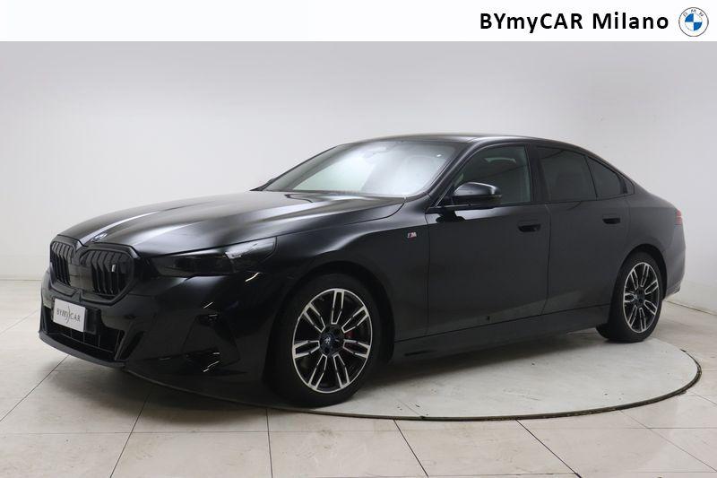 BMW Serie 5 i5 xdrive40 MSport Pro https://cdn.bymycar.eu/it-bo/assets/images/vehicles/vo/5936/BMW-SERIE-5-G60-BERLINA-jpg-0.jpg