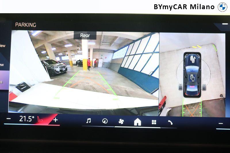 BMW Serie 5 i5 xdrive40 MSport Pro https://cdn.bymycar.eu/it-bo/assets/images/vehicles/vo/5936/BMW-SERIE-5-G60-BERLINA-jpg-14.jpg