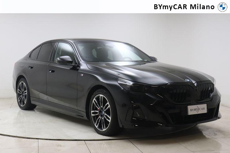 BMW Serie 5 i5 xdrive40 MSport Pro https://cdn.bymycar.eu/it-bo/assets/images/vehicles/vo/5936/BMW-SERIE-5-G60-BERLINA-jpg-5.jpg