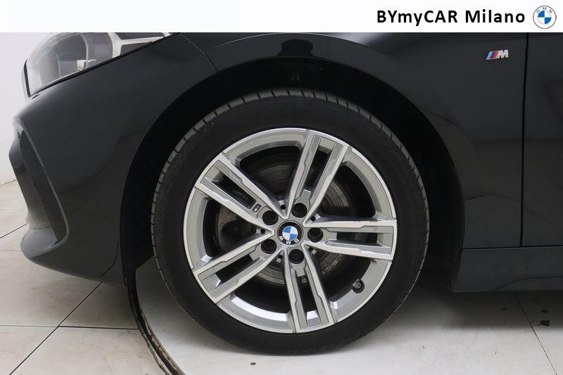 BMW Serie 1 118i Msport 136cv auto https://cdn.bymycar.eu/it-bo/assets/images/vehicles/vo/5937/BMW-SERIE-1-F40-jpg-9.jpg