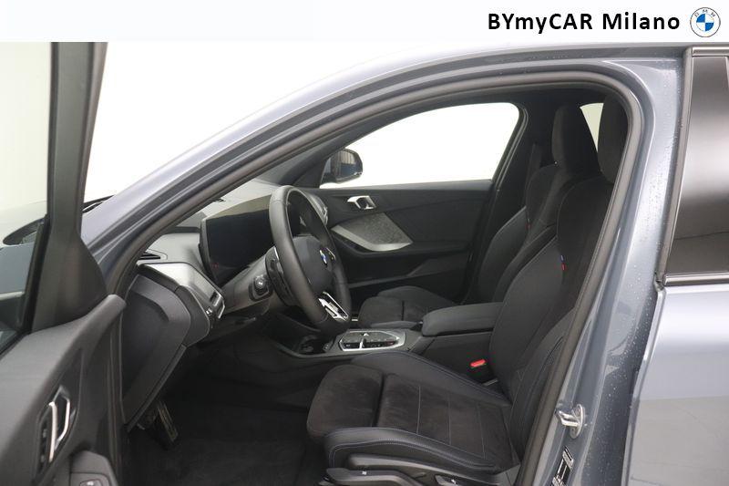 BMW Serie 1 118d MSport Pro auto https://cdn.bymycar.eu/it-bo/assets/images/vehicles/vo/5938/BMW-SERIE-1-F70-jpg-11.jpg