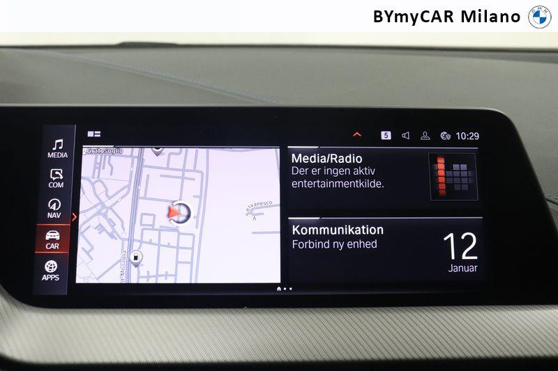 BMW Serie 1 118i Msport 136cv auto https://cdn.bymycar.eu/it-bo/assets/images/vehicles/vo/5941/BMW-SERIE-1-F40-jpg-13.jpg