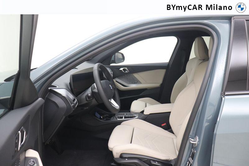 BMW Serie 1 118i Msport 136cv auto https://cdn.bymycar.eu/it-bo/assets/images/vehicles/vo/5942/BMW-SERIE-1-F40-jpg-11.jpg