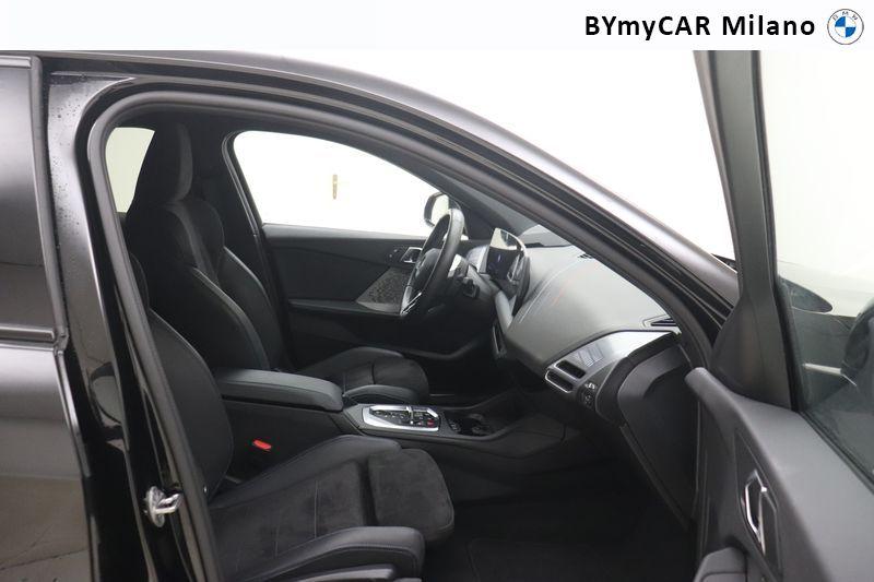 BMW Serie 1 120 48V MSport auto https://cdn.bymycar.eu/it-bo/assets/images/vehicles/vo/5943/BMW-SERIE-1-F70-jpg-8.jpg