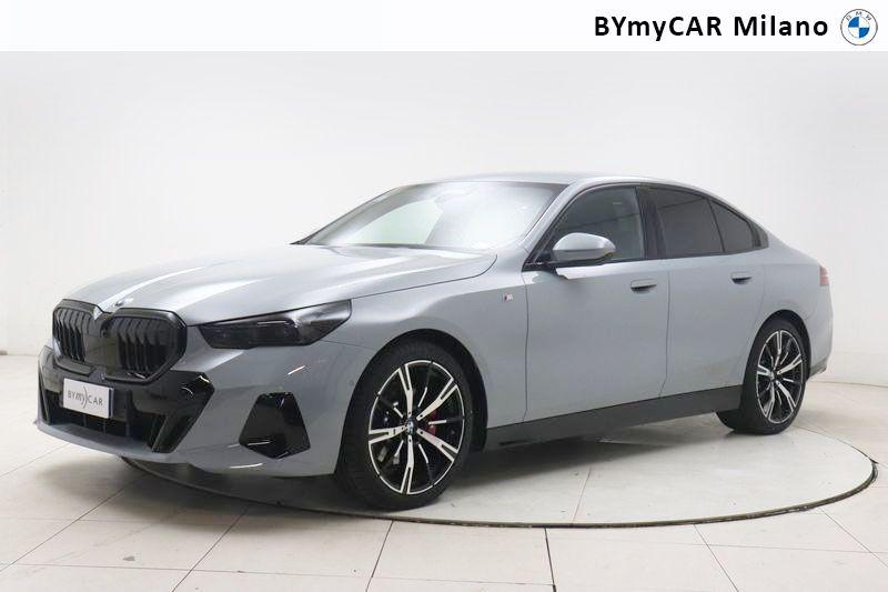 BMW Serie 5 520d 48V xdrive MSport auto https://cdn.bymycar.eu/it-bo/assets/images/vehicles/vo/5948/BMW-SERIE-5-G60-BERLINA-jpg-0.jpg