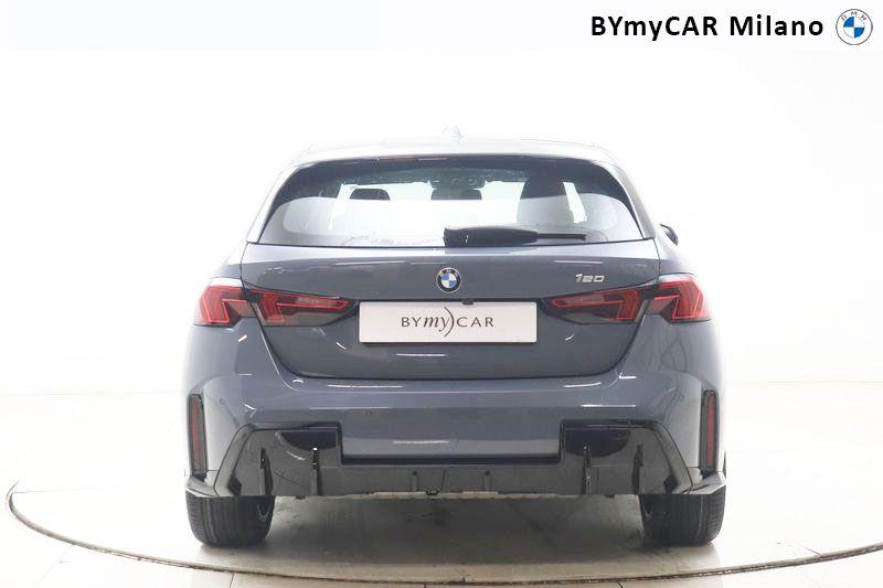 BMW Serie 1 120 48V MSport auto https://cdn.bymycar.eu/it-bo/assets/images/vehicles/vo/5958/BMW-SERIE-1-F70-jpg-3.jpg