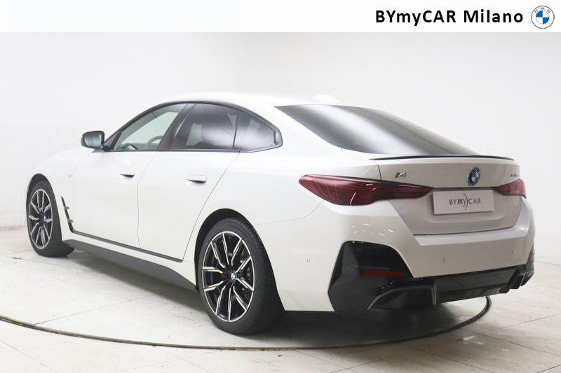 BMW Serie 4 i4 xdrive40 MSport https://cdn.bymycar.eu/it-bo/assets/images/vehicles/vo/5960/BMW-I4-G26-LCI-2024-jpg-14.jpg
