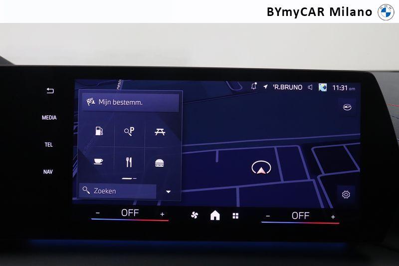 BMW Serie 1 120 48V MSport auto https://cdn.bymycar.eu/it-bo/assets/images/vehicles/vo/5962/BMW-SERIE-1-F70-jpg-12.jpg