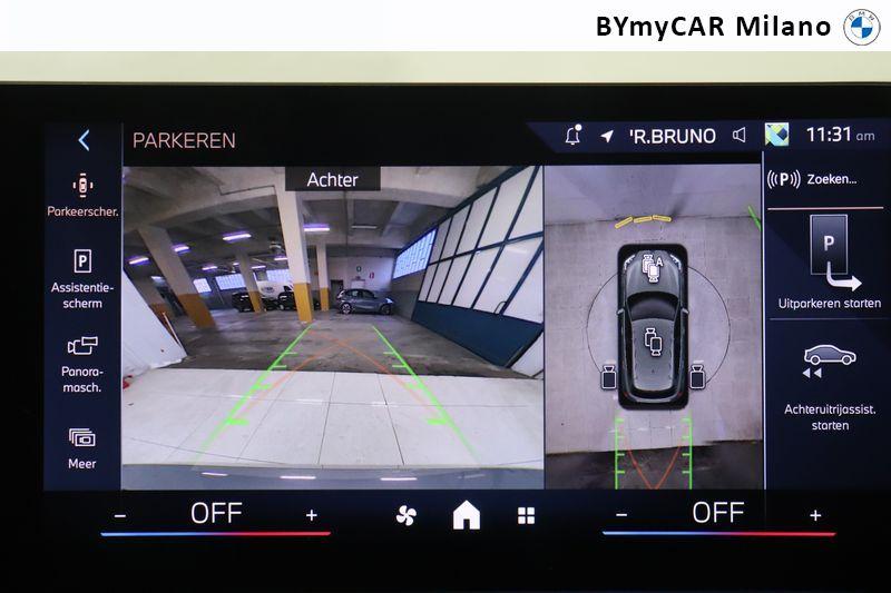 BMW Serie 1 120 48V MSport auto https://cdn.bymycar.eu/it-bo/assets/images/vehicles/vo/5962/BMW-SERIE-1-F70-jpg-13.jpg