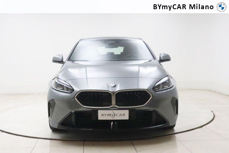 BMW Serie 1 120 48V MSport auto https://cdn.bymycar.eu/it-bo/assets/images/vehicles/vo/5962/BMW-SERIE-1-F70-jpg-4.jpg