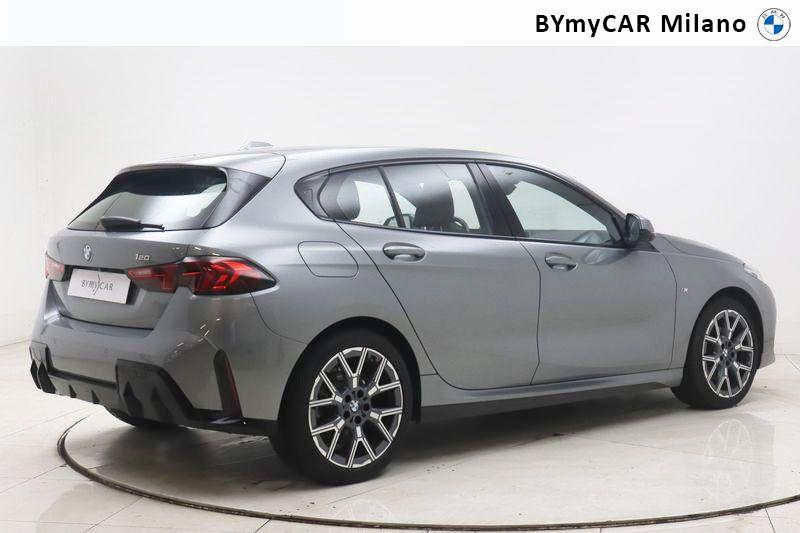 BMW Serie 1 120 48V MSport auto https://cdn.bymycar.eu/it-bo/assets/images/vehicles/vo/5962/BMW-SERIE-1-F70-jpg-7.jpg