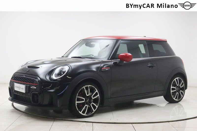 Mini Mini Mini 3p 2.0 JCW JCW auto https://cdn.bymycar.eu/it-bo/assets/images/vehicles/vo/5963/MINI-MINI-IV-F56-2021-3P-jpg-0.jpg