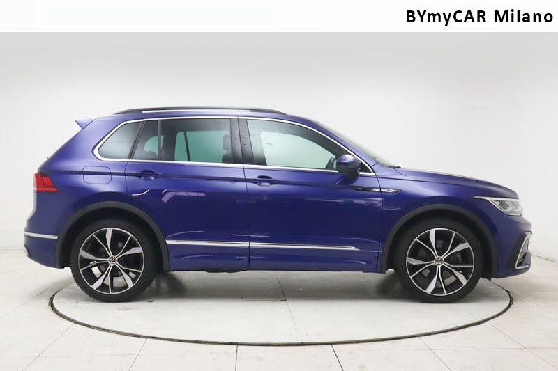 Volkswagen Tiguan Tiguan 2.0 tsi R-Line 4motion 190cv dsg https://cdn.bymycar.eu/it-bo/assets/images/vehicles/vo/5971/VOLKSWAGEN-TIGUAN-II-2021-jpg-6.jpg