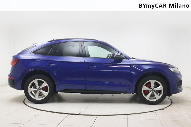 Audi Q5 Q5 Sportback 40 2.0 tdi mhev 12V S line quattro s-tronic https://cdn.bymycar.eu/it-bo/assets/images/vehicles/vo/5972/AUDI-Q5-I-SPORTBACK-2021-jpg-6.jpg