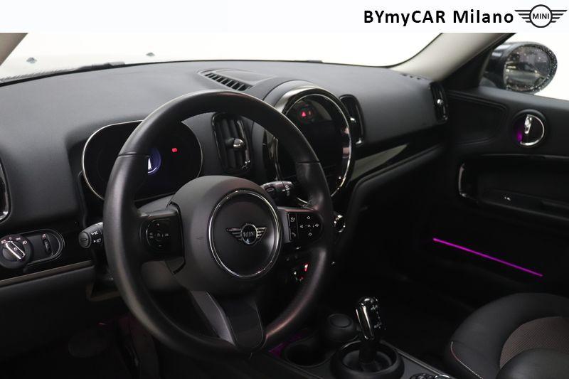 Mini Countryman Mini Countryman 1.5 Cooper Essential auto https://cdn.bymycar.eu/it-bo/assets/images/vehicles/vo/5976/MINI-MINI-COUNTRYMAN-F60-2020-jpg-12.jpg