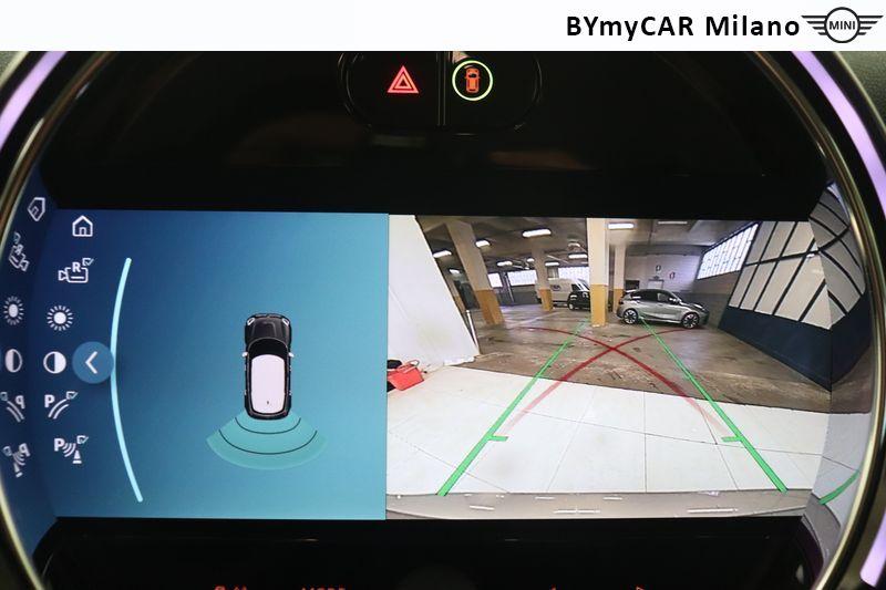 Mini Countryman Mini Countryman 1.5 Cooper Essential auto https://cdn.bymycar.eu/it-bo/assets/images/vehicles/vo/5976/MINI-MINI-COUNTRYMAN-F60-2020-jpg-9.jpg