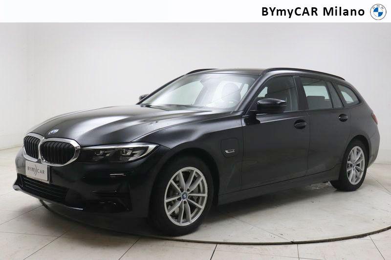 BMW Serie 3 330e Touring xdrive Business Advantage auto https://cdn.bymycar.eu/it-bo/assets/images/vehicles/vo/5981/BMW-SERIE-3-G21-2019-TOURING-jpg-0.jpg