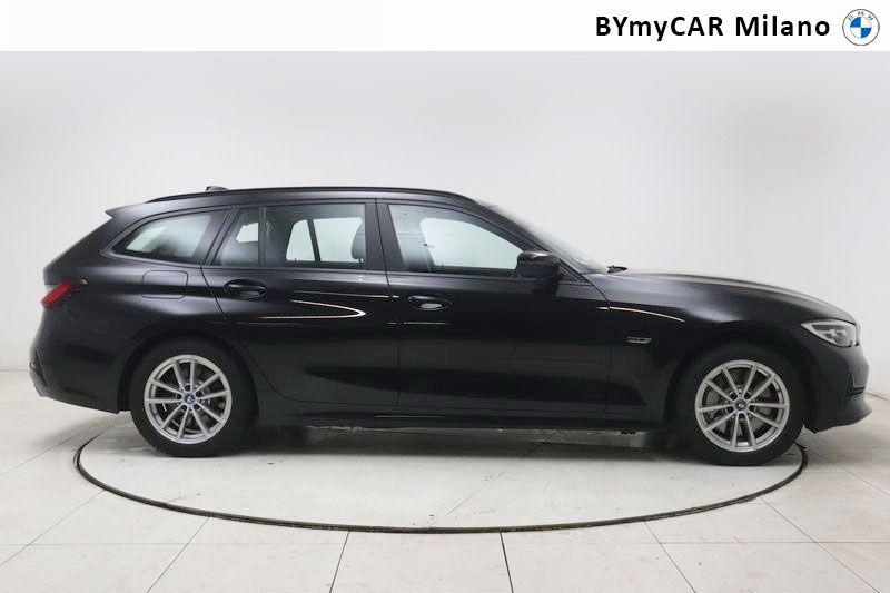 BMW Serie 3 330e Touring xdrive Business Advantage auto https://cdn.bymycar.eu/it-bo/assets/images/vehicles/vo/5981/BMW-SERIE-3-G21-2019-TOURING-jpg-6.jpg