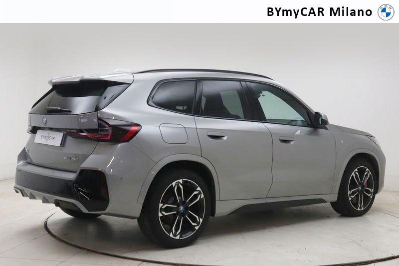 BMW X1 X1 xdrive 25e MSport Pro auto https://cdn.bymycar.eu/it-bo/assets/images/vehicles/vo/6000/BMW-X1-U11-jpg-7.jpg