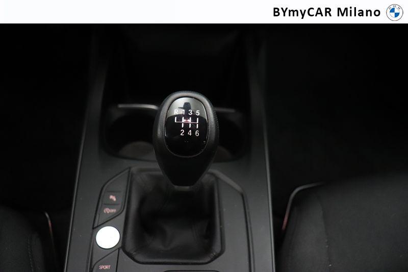 BMW Serie 1 118i Business Advantage 140cv https://cdn.bymycar.eu/it-bo/assets/images/vehicles/vo/6022/BMW-SERIE-1-F40-jpg-12.jpg