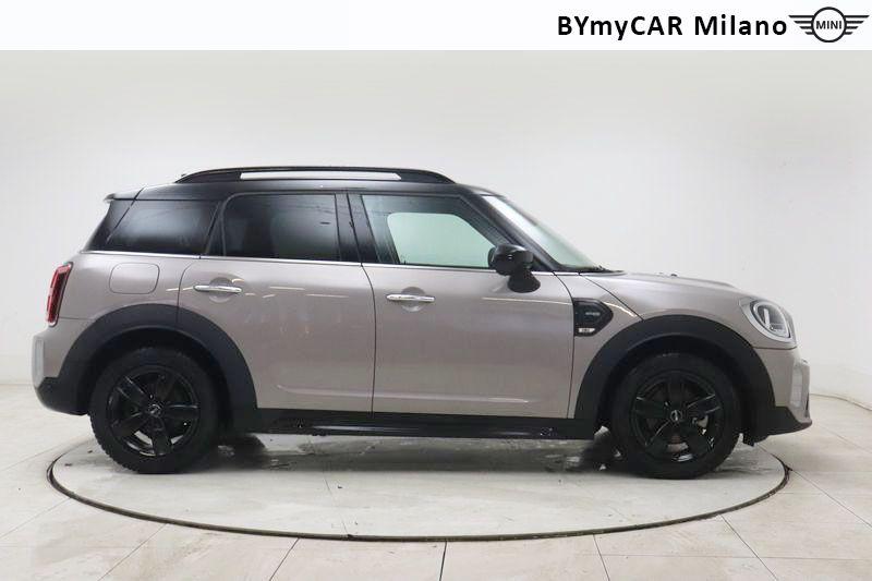 Mini Countryman Mini Countryman 1.5 One D Essential auto https://cdn.bymycar.eu/it-bo/assets/images/vehicles/vo/6025/MINI-MINI-COUNTRYMAN-F60-2020-jpg-7.jpg
