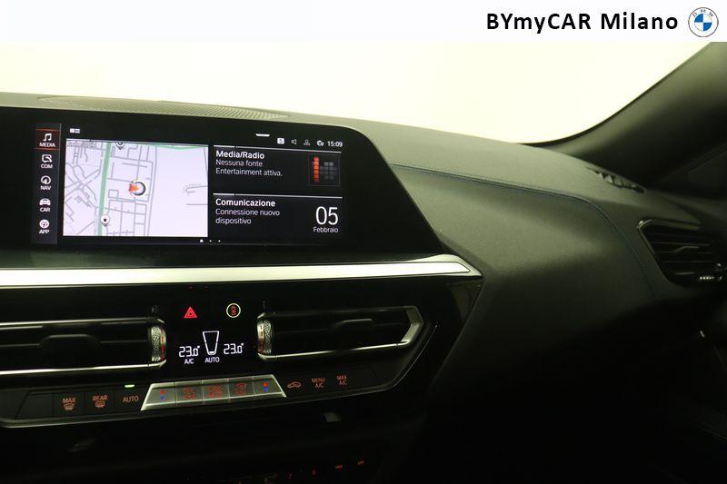 BMW Z4 Z4 sdrive 30i auto https://cdn.bymycar.eu/it-bo/assets/images/vehicles/vo/6045/BMW-Z4-G29-LCI-2023-jpg-12.jpg
