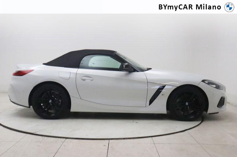 BMW Z4 Z4 sdrive 30i auto https://cdn.bymycar.eu/it-bo/assets/images/vehicles/vo/6045/BMW-Z4-G29-LCI-2023-jpg-7.jpg