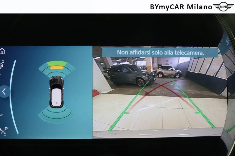 Mini Countryman Mini Countryman 2.0 Cooper D Business auto https://cdn.bymycar.eu/it-bo/assets/images/vehicles/vo/6047/MINI-MINI-COUNTRYMAN-F60-2020-jpg-13.jpg