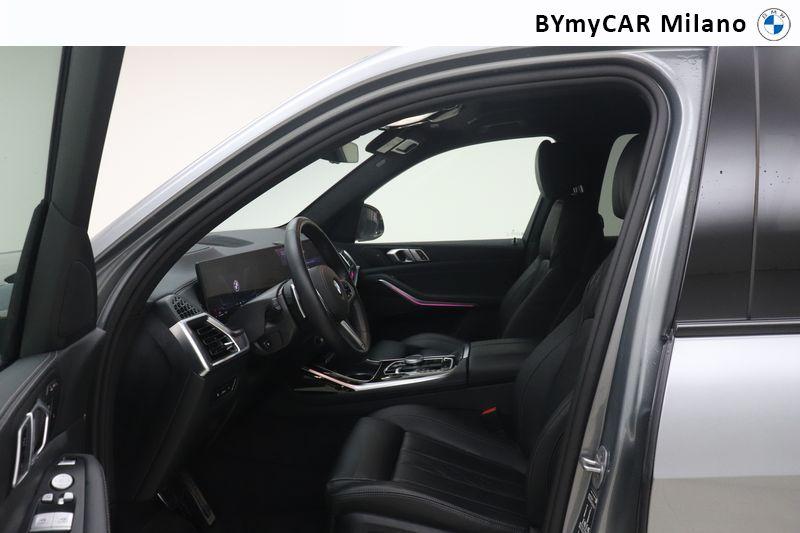 BMW X7 X7 xdrive 40d 48V MSport auto 7p.ti https://cdn.bymycar.eu/it-bo/assets/images/vehicles/vo/6056/BMW-X7-G07-2022-jpg-10.jpg