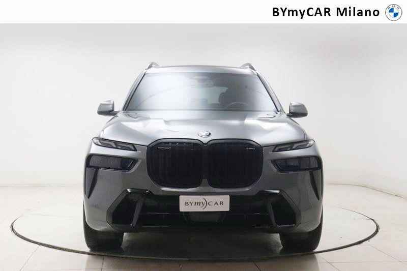 BMW X7 X7 xdrive 40d 48V MSport auto 7p.ti https://cdn.bymycar.eu/it-bo/assets/images/vehicles/vo/6056/BMW-X7-G07-2022-jpg-4.jpg