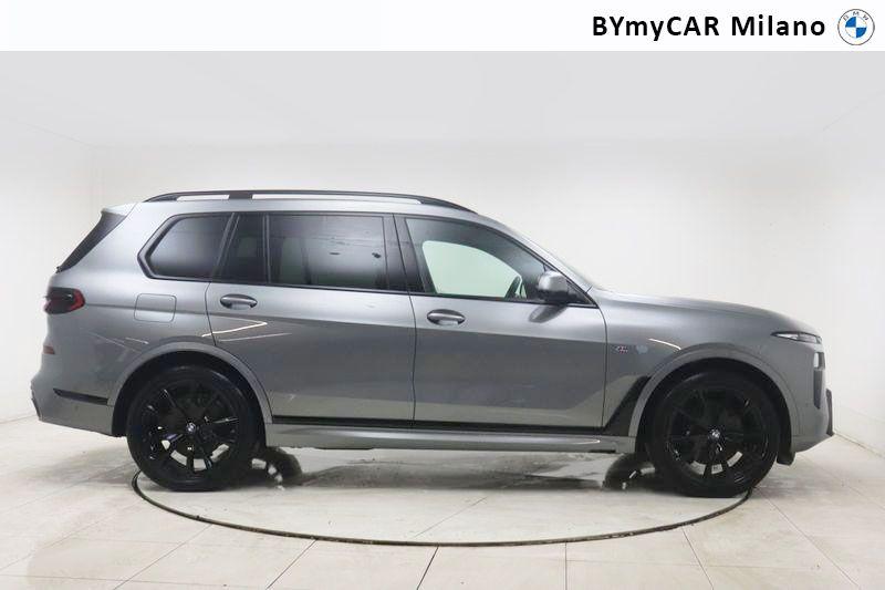 BMW X7 X7 xdrive 40d 48V MSport auto 7p.ti https://cdn.bymycar.eu/it-bo/assets/images/vehicles/vo/6056/BMW-X7-G07-2022-jpg-6.jpg