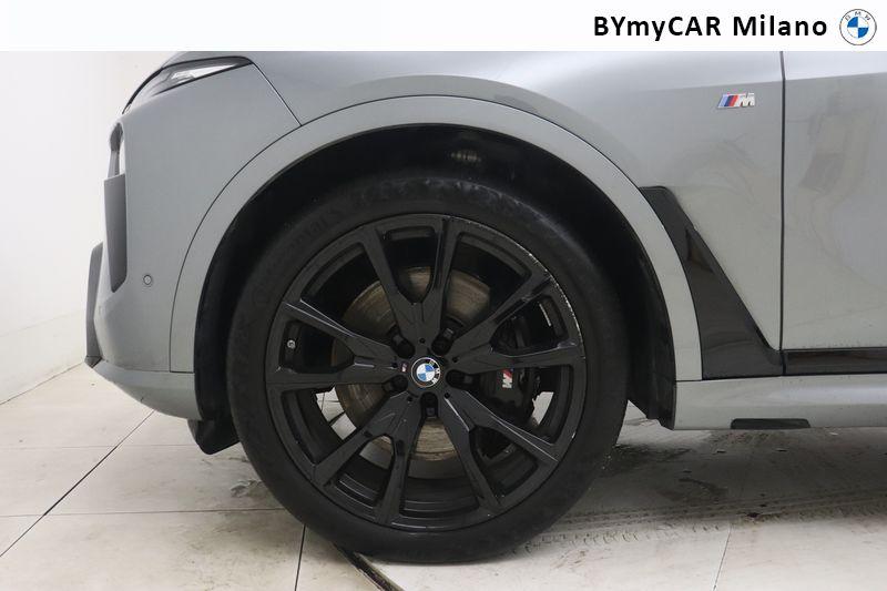 BMW X7 X7 xdrive 40d 48V MSport auto 7p.ti https://cdn.bymycar.eu/it-bo/assets/images/vehicles/vo/6056/BMW-X7-G07-2022-jpg-9.jpg