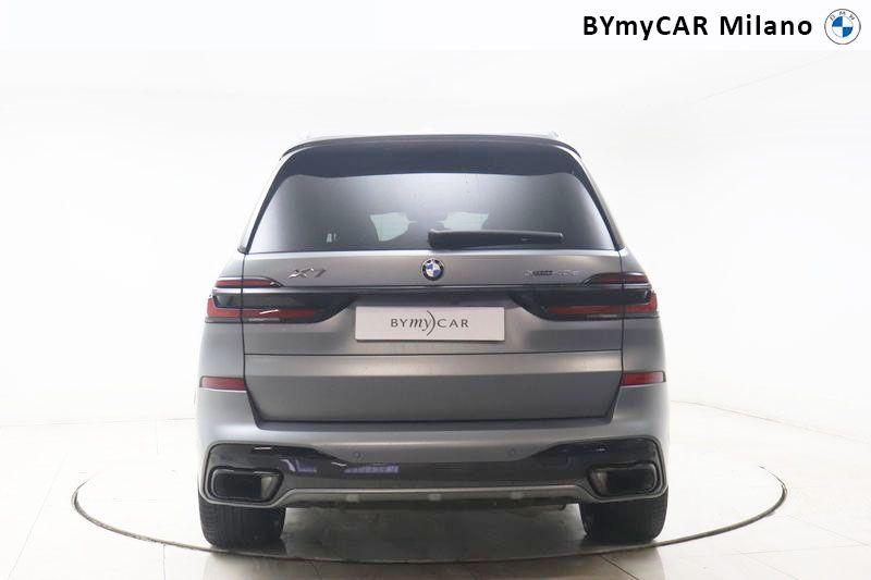 BMW X7 X7 xdrive 40d 48V MSport auto 7p.ti https://cdn.bymycar.eu/it-bo/assets/images/vehicles/vo/6084/BMW-X7-G07-2022-jpg-3.jpg
