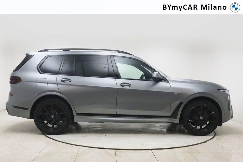 BMW X7 X7 xdrive 40d 48V MSport auto 7p.ti https://cdn.bymycar.eu/it-bo/assets/images/vehicles/vo/6084/BMW-X7-G07-2022-jpg-6.jpg
