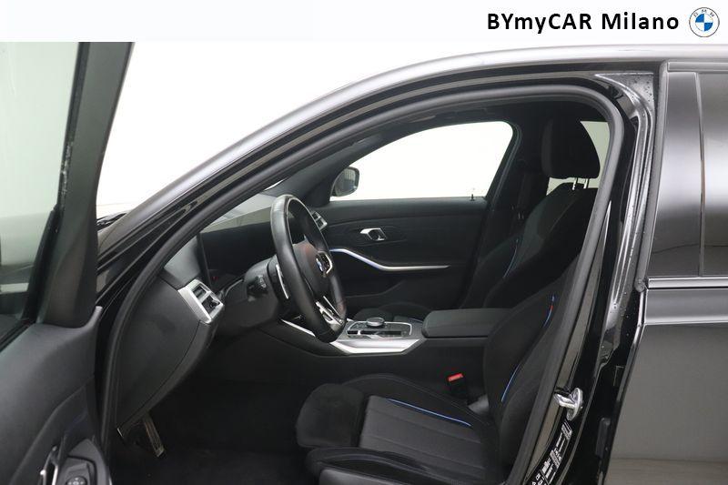 BMW Serie 3 320d mhev 48V xdrive MSport Pro auto https://cdn.bymycar.eu/it-bo/assets/images/vehicles/vo/6089/BMW-SERIE-3-G20-2022-BERLINA-jpg-11.jpg