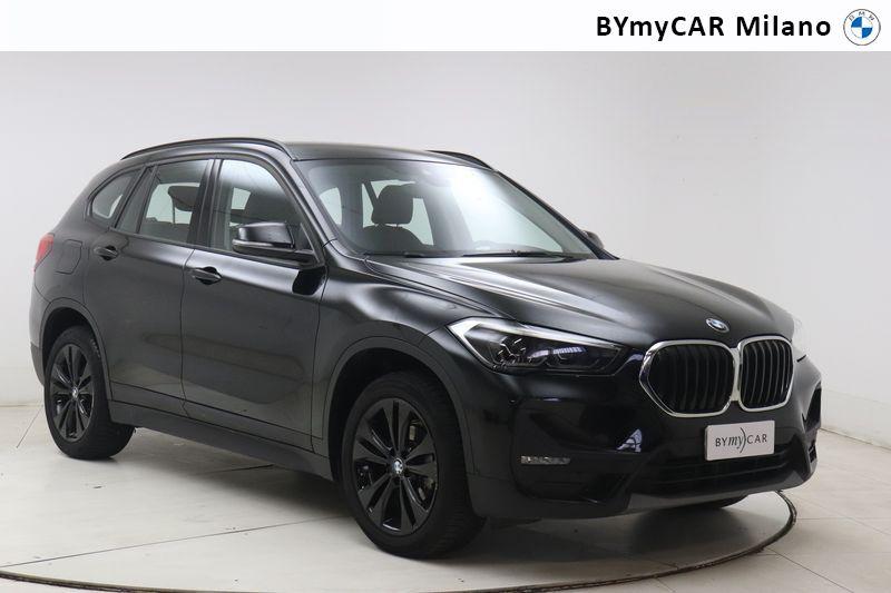 BMW X1 X1 sdrive16d Business Advantage https://cdn.bymycar.eu/it-bo/assets/images/vehicles/vo/6107/BMW-X1-F48-2019-jpg-5.jpg