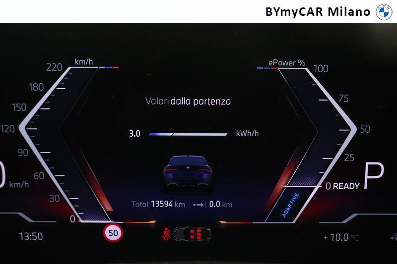 BMW Serie 4 i4 edrive40 Msport https://cdn.bymycar.eu/it-bo/assets/images/vehicles/vo/6111/BMW-I4-G26-2021-jpg-13.jpg