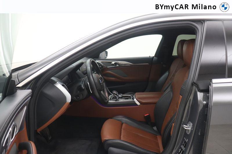 BMW Serie 8 840d Gran Coupe xdrive auto https://cdn.bymycar.eu/it-bo/assets/images/vehicles/vo/6121/BMW-SERIE-8-G16-2019-jpg-10.jpg